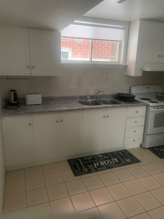 Kitchen - Room for rent close to busses, subway and Amenities House