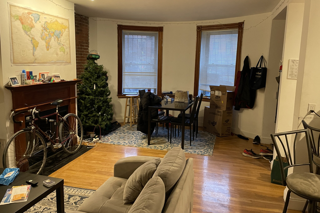 Call call or text Arezou at 617-584-7817 - Spacious 5 bed 2 bath Duplex on Mass Ave.!!H&HW inc.!! 50% broker fee paid by landlord Apartments