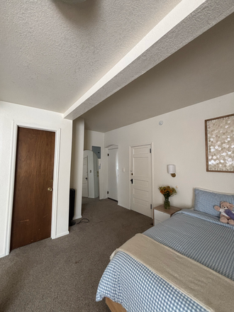 Bedroom - One Bedroom Sublease for Spring 2026 — 5 min walk from campus & 2 min walk from the hill! House