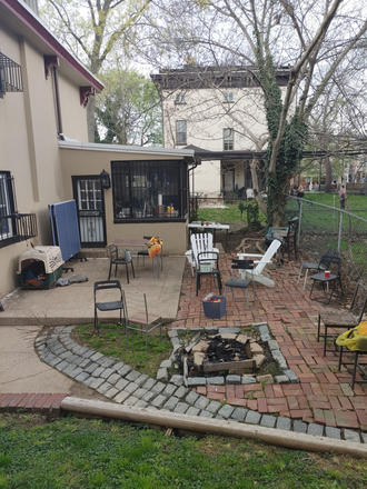Patio yard space - 4035R Baltimore Avenue - 3 Bedroom Cottage with Patio  Very close to Campus and Transportation Townhome