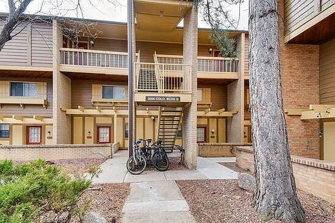 Outside View. Apt is upstairs on right - Studio Apartment For Rent until 7/31/2026 - Move in as soon as May 16, 2025