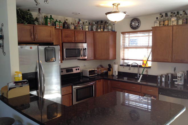 Remodeled Kitchen with Granite Counters - Single Family 3 bed/2 bath Home -Caldwell Heights.  -Short Walk to FAU