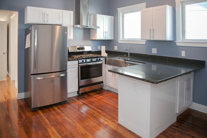 Kitchen - Renovated 4 Bed in Inman Square | Stainless Steel Kitchen, Yard | Available Sept 1st
