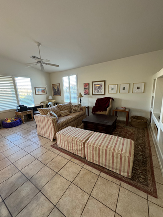 Great room - Gated, Quiet, Safe Home