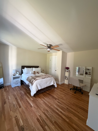 Bedroom #4 - Brand new, fully furnished unit Duplex