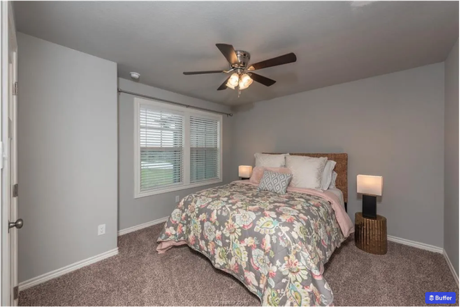 Bedroom - Townhome close to campus