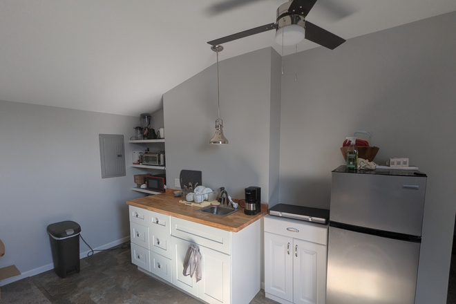 Kitchen - Private Loft - Single 1bedroom / East Arlington (Not Shared) Amenities Included