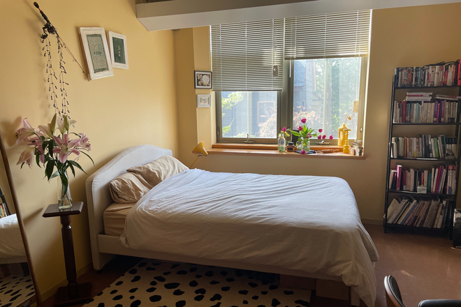 Bedroom - Furnished Room for Sublet / Summer 2026 Apartments