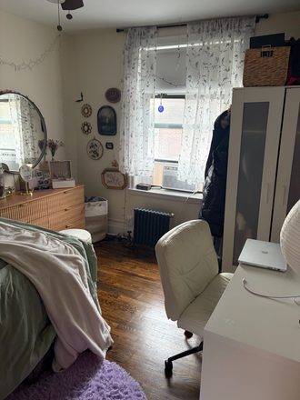 Bedroom (message me for a video) - Looking to sublet 1BR! Look at Facebook Listing for More Info Apartments