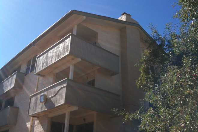 Exterior top floor - Stratford Park West