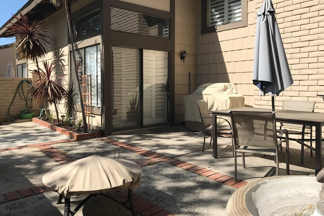 Pation - Private Bedroom Townhome