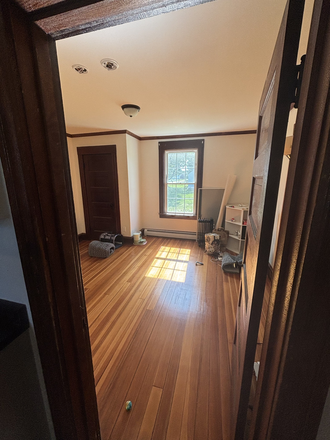 room connected the two main bedrooms to the kitchen - Grad apartment 5 minutes from campus, looking for 1 more roommate!