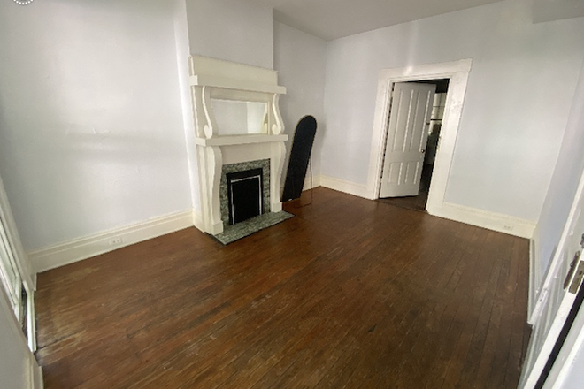 Room available - One room in Oregon Hill home 5 min walk to campus!