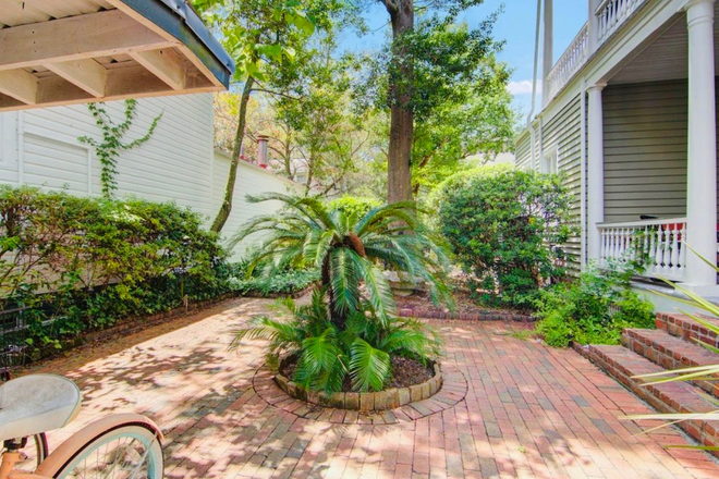 Courtyard - Welcome to 169 Rutledge Avenue where Historic Charleston meets tasteful modern&exquisite renovation Apartments