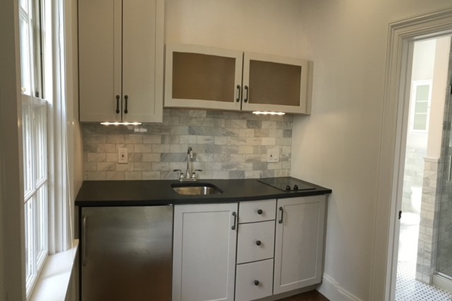 kitchen - studio apartment walk to campus