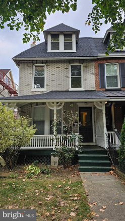 Exterior Photo - 513 #3 S Walnut St- Apartment