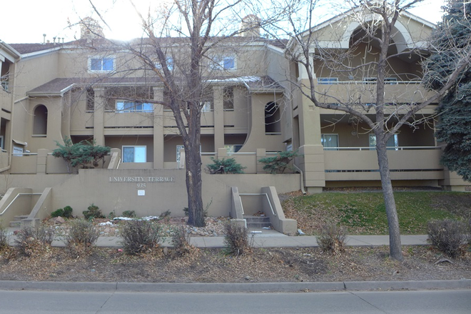 Outside - August Pre-leasing: 935 Broadway #215 Condo