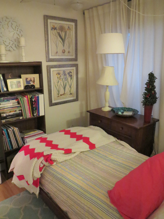 Studio - Large Studio Available 9/1/25! *CONTACT NOAH 603-470-8181 Apartments
