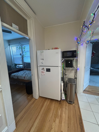 Call NOW for showings! 617-236-8550 - HEMENWAY ST - MDERN SPLIT 1BR FOR 2 PPL W/ H&HW INC, LNDRY IN BLDNG MINUTES TO CAMPUS FOR *9/1/2026* Condo