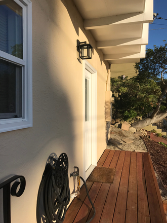 Front View - Studio Apartment close to UC Berkeley Campus