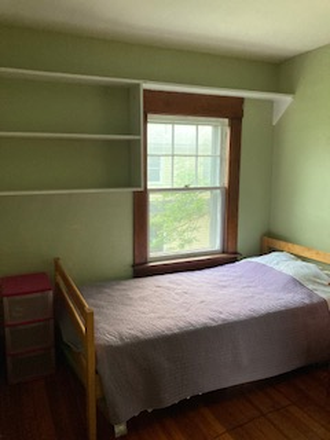 Twin size bed next to window. - Fully furnished room in pleasant, in-town home, all utilities included, washer/dryer