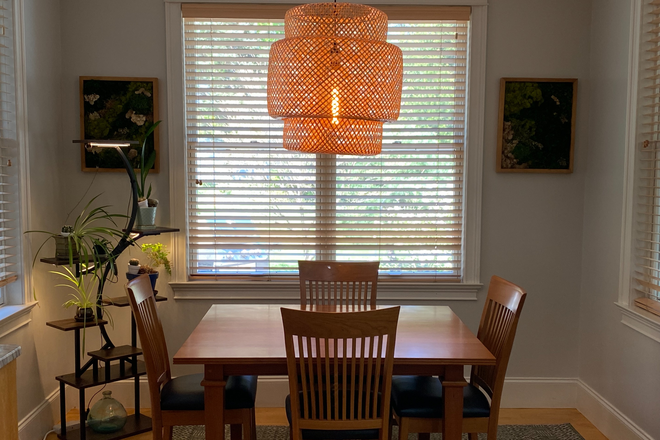 Breakfast Nook - Beautiful and spacious 4 BR house for rent in Amherst!