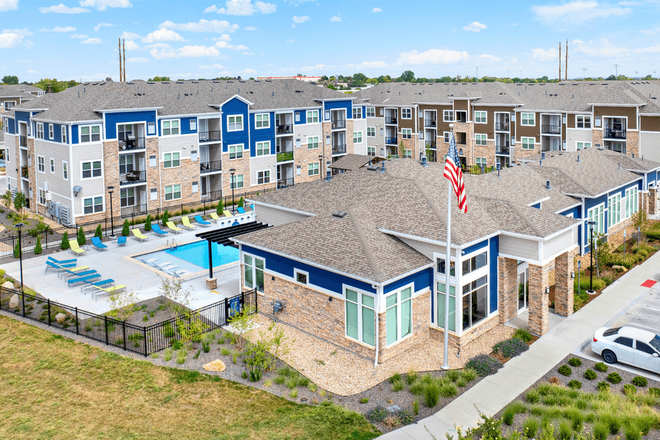 community - Polaris Apartments