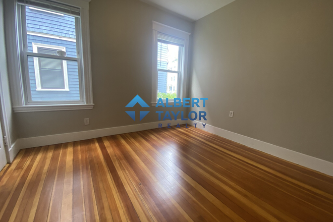 Bedroom #2 - Renovated 4 Bed in Cambridge! 8/1 Move-In date!! Apartments