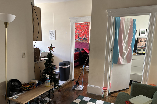 Call/text 602-317-9877 for a showing. - 9-1-25 / 3-Bed with No Broker Fee / Look at Pics! Apartments