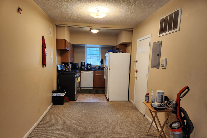 kitchen - 15 Lake shore CT 02135 Apartments