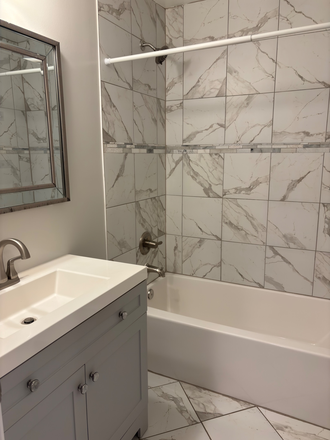 Bathroom - WELCOME HOME TO MACBETH  Close to Campus
