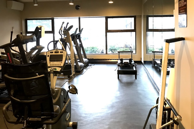 Fitness room in building - Single bedroom for rent - shared apt (Arlington, MA)