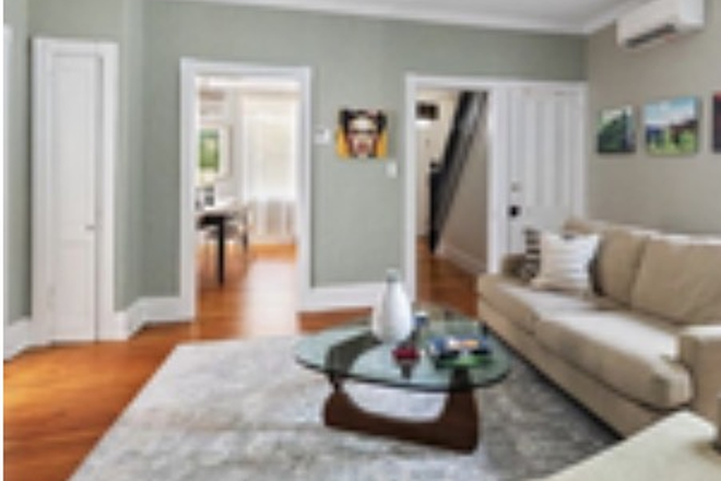 Living room - Furnished suite for PU affiliate only-Chestnut St-Princeton House