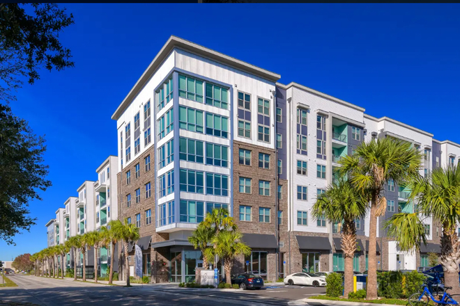 Outside building - The Standard SOLD OUT 4 X 4 Dawson 1 bedroom available. ALL FEMALE
