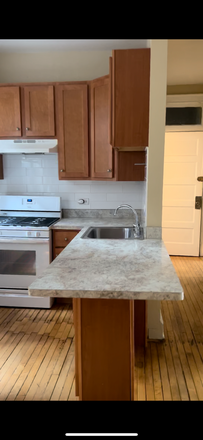 Kitchen - 2 BR 1 B Apartment Near UIC Campus