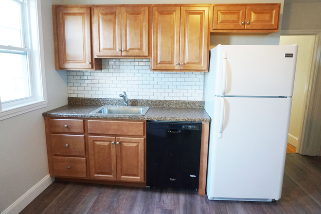 Kitchen Sink - 4 BR Aprts Near Tufts CALL:(781)863-6469 or TEXT:(978)697-8050 No Fees!, Large Groups, New Reno 2024 Apartments