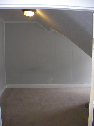 Bedroom - Cute Cozy 1 Bedroom 3rd Floor Apartments