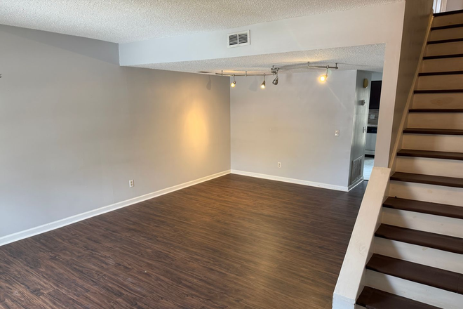 Photo - The Brookes Condos, Unit 02-09