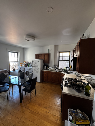 Kitchen - 1173 Commonwealth Ave Apartment