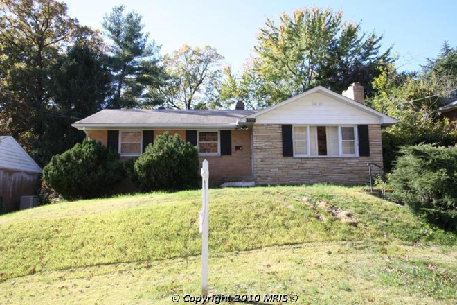 Front view - Gorgeous 5BR/3BA SFH close to UMCP (College Park Woods) House