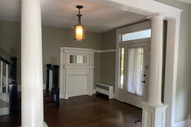 Front Entrance to house - House for Rent - 1101 Carlilse Ave - Close to VCU