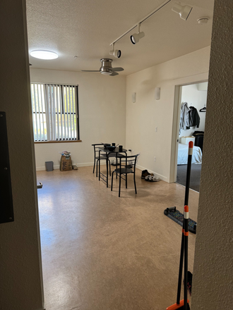 Living room - 2b1b summer sublease, close to campus, trade joe