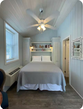 Central heat and air - Tiny Barn Studio Utilities Included 3 miles to LU Apartments