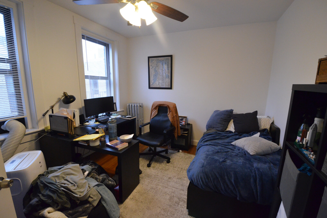 Bedroom - 2 Bed Available 9/1/26! *CONTACT NOAH 603-470-8181 Apartments