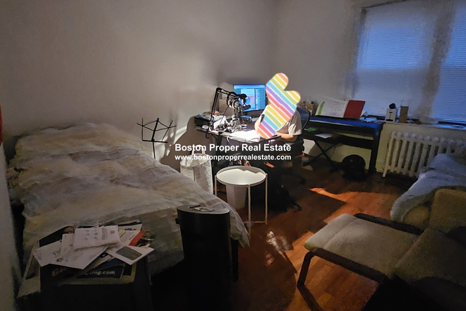 a - NO fee this year. woohoo Condo