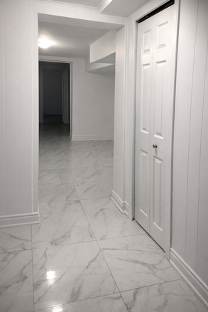 3 Bedrooms : $2,700 per month + utilities - 3 Unfurnished Bedrooms Entire Basement for rent in Glenholme Avenue Apartments