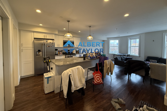 Kitchen - Renovated TOP-FLOOR 5 Bed for $8,250!! Apartments