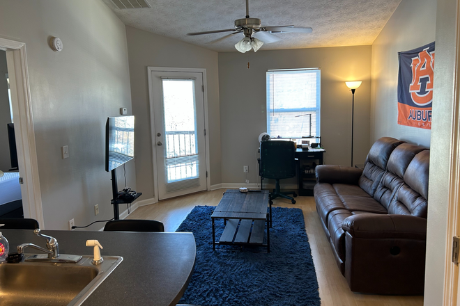 living room - Logan Square Apartments