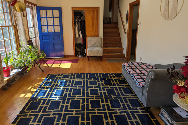 Living Room - Room in House on Harding Ave