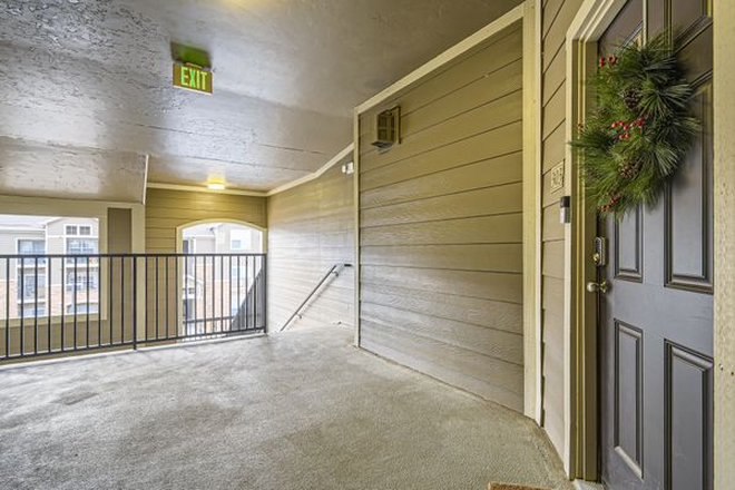 2 - AVAILABLE NOW!: 3095 Blue Sky Cir #13-303 Condo